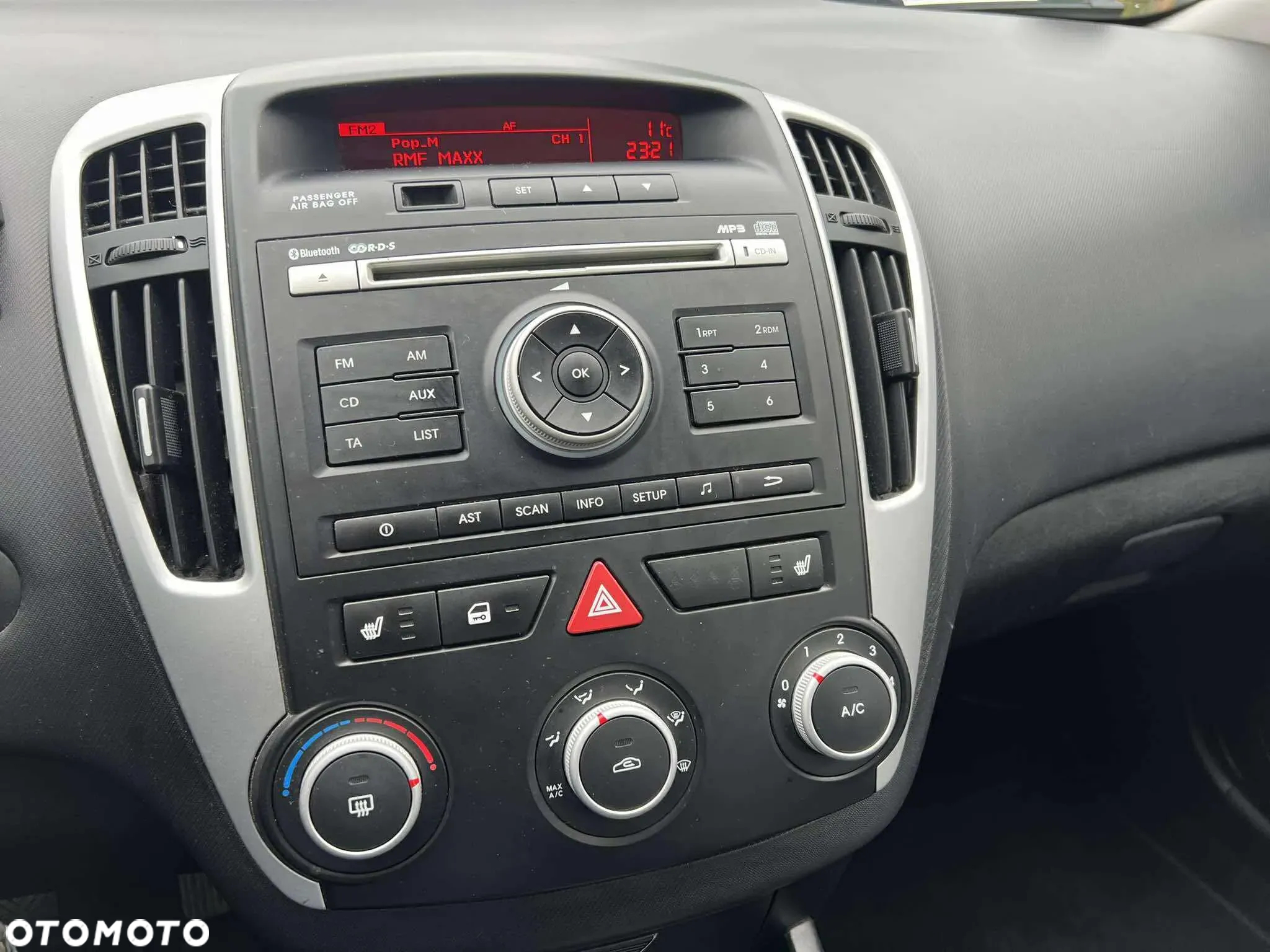 Kia Ceed Cee'd 1.6 Comfort + - 14