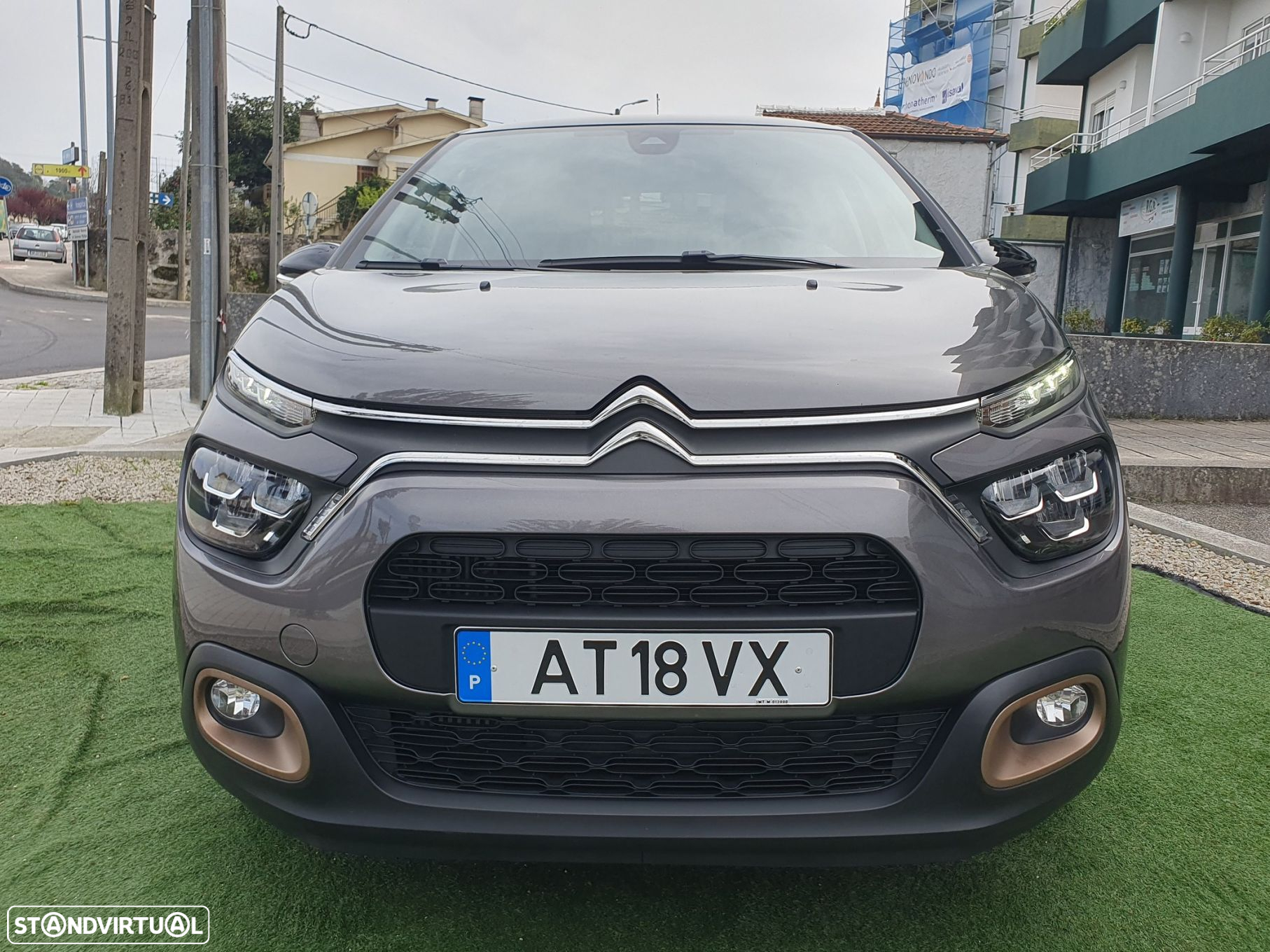 Citroën C3 1.2 PureTech C-Series - 2