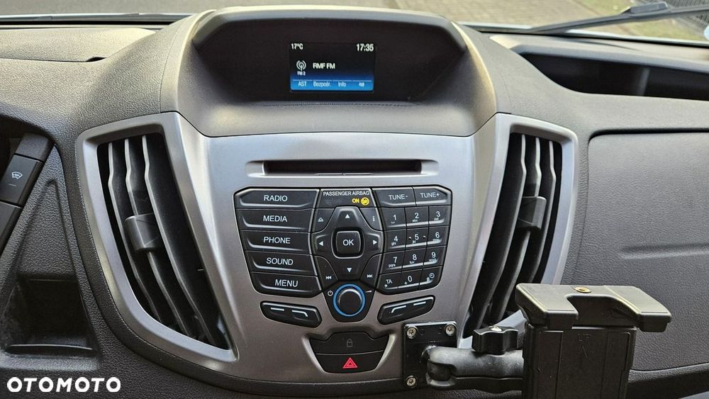 Ford Transit - 19