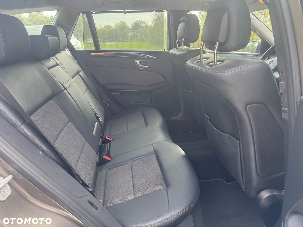 Mercedes-Benz Klasa E 250 CGI BlueEff Avantgarde - 26