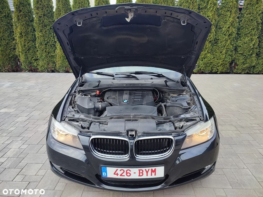 BMW Seria 3 320d - 15