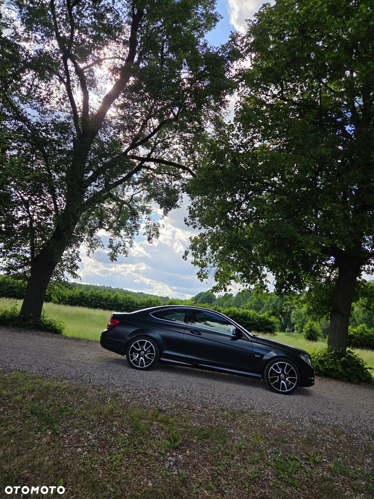 Mercedes-Benz Klasa C 250 CGI BlueEff - 5