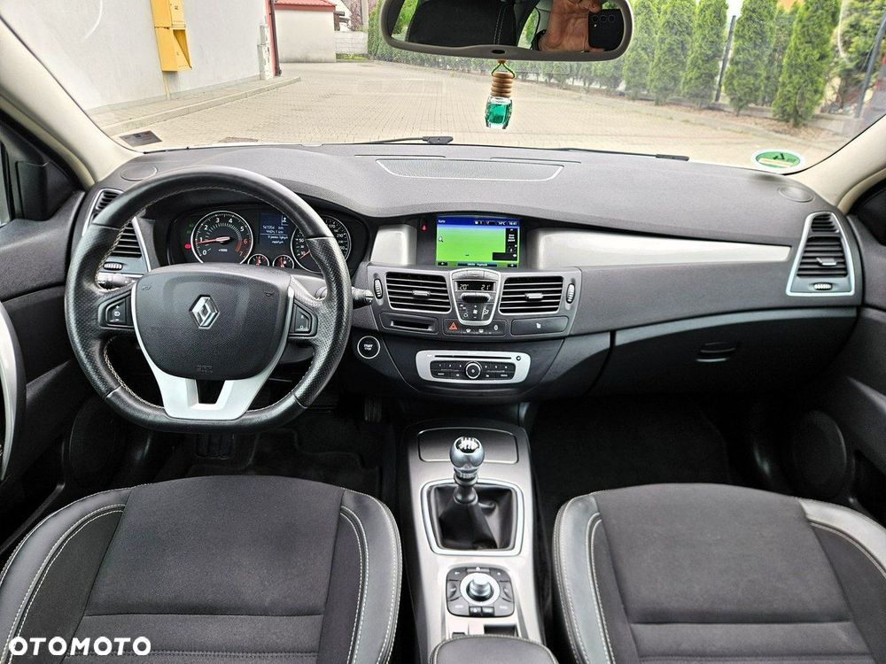Renault Laguna 2.0 Limited - 25
