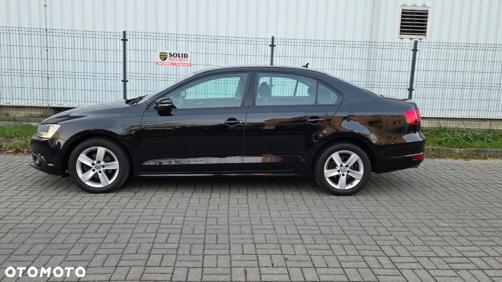 Volkswagen Jetta 1.2 TSI Comfortline Perfectline - 4