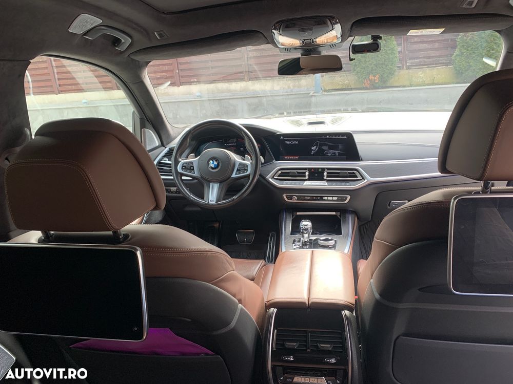 BMW X7 M50d - 11