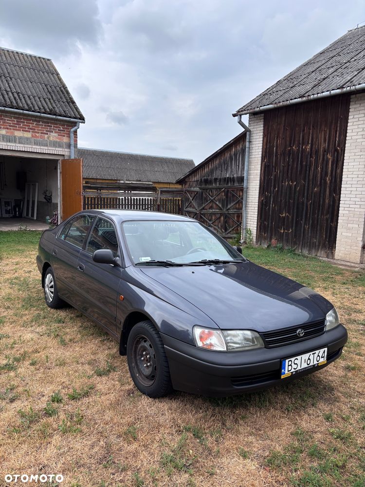 Toyota Carina 1.6 XLi - 2