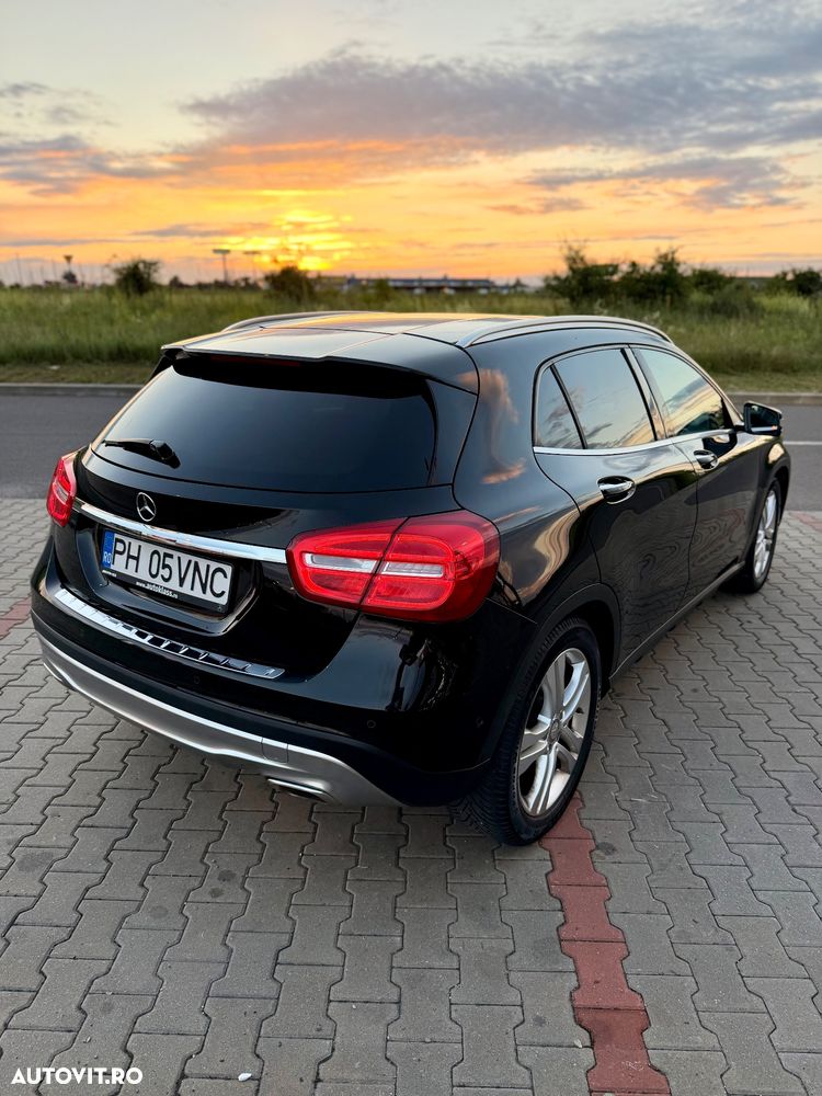 Mercedes-Benz GLA 220 d 7G-DCT - 2