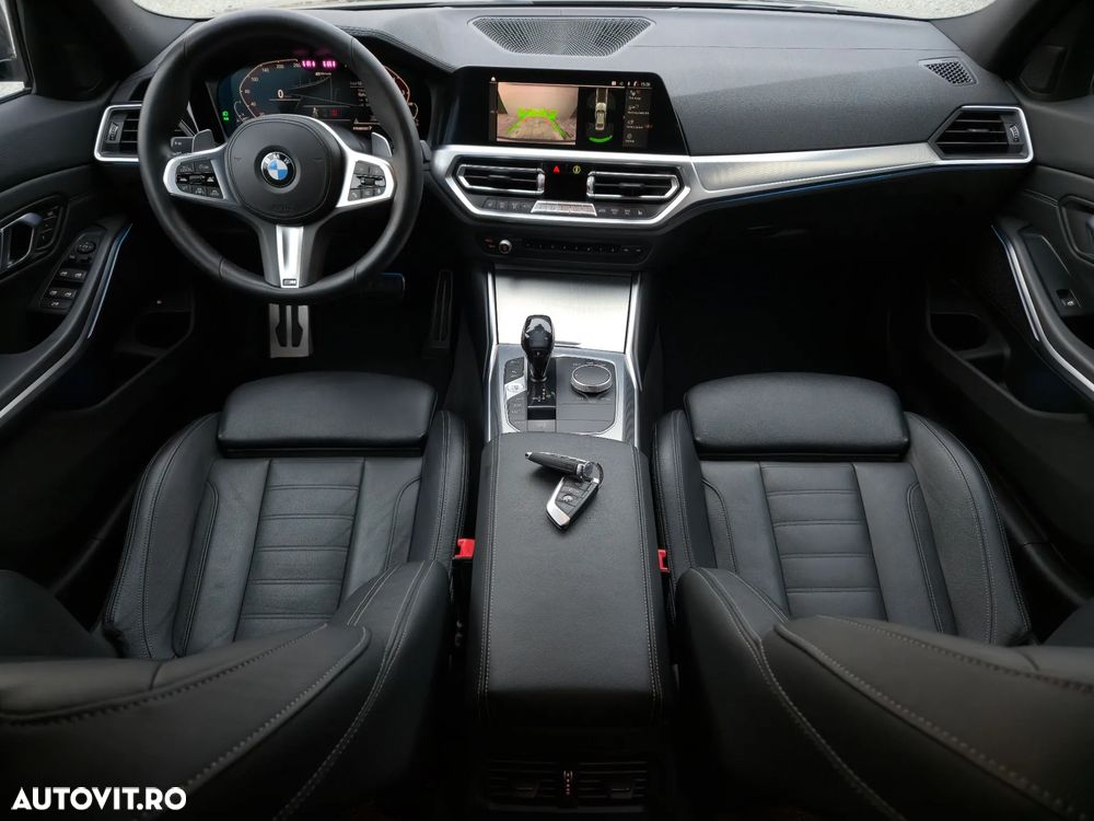 BMW Seria 3 330e iPerformance M Sport - 24
