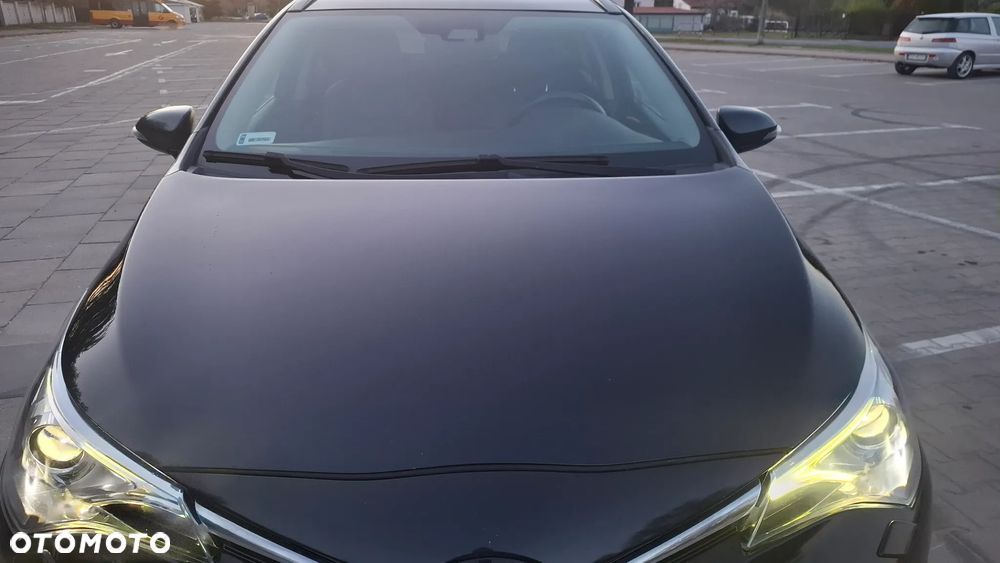 Toyota Avensis 2.0 D-4D Prestige - 9