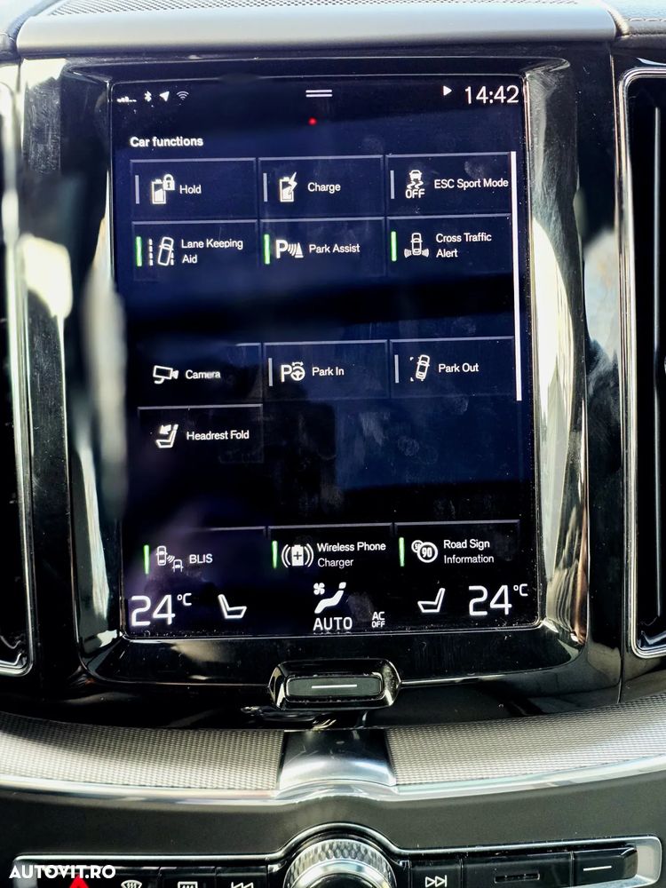 Volvo XC 60 T6 AWD Recharge Geartronic Inscription - 38