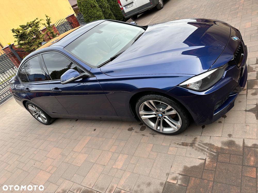 BMW Seria 3 328i Sport Line - 6