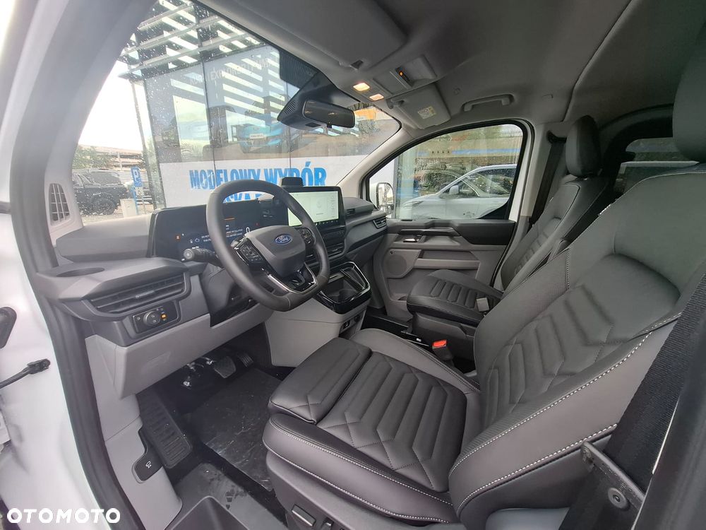 Ford Tourneo Custom 2.5 PHEV CVT 340 L2 Titanium X - 15