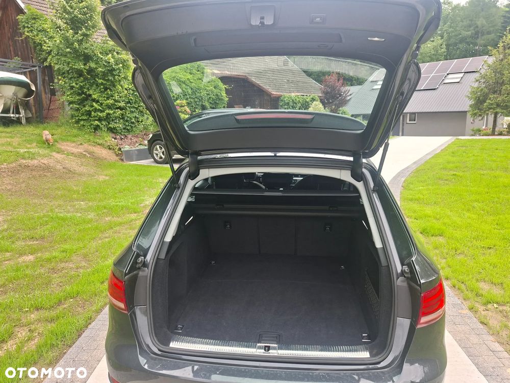 Audi A4 Avant 2.0 TDI ultra sport - 11