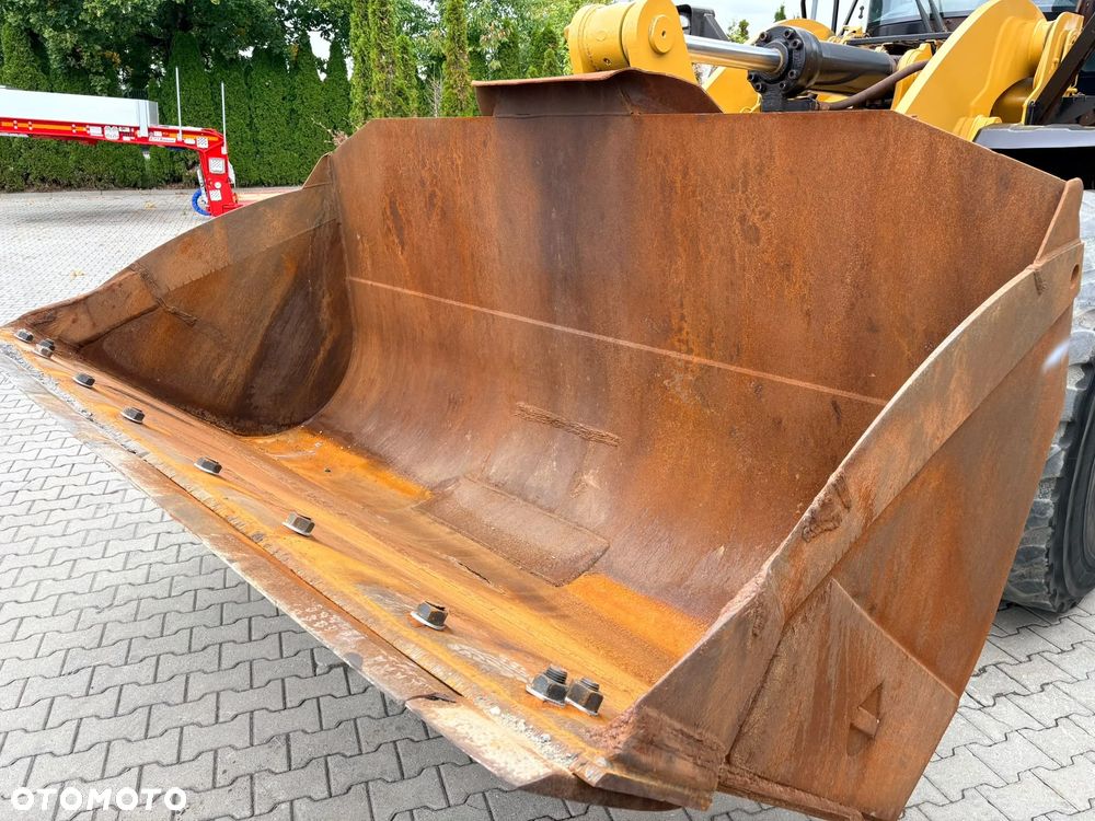Caterpillar 962M ŁADOWARKA KOŁOWA - 18