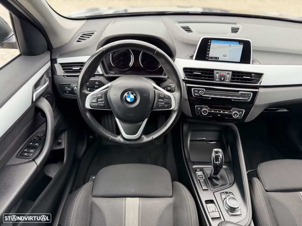 BMW X1 16 d sDrive Auto Line Sport - 9