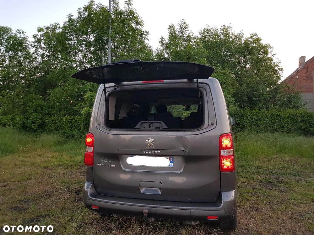 Peugeot Traveller - 17