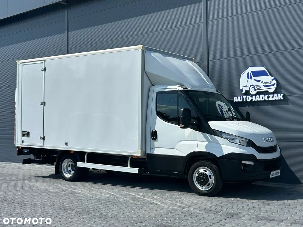 Iveco Daily 35C14 Kontener 8 palet + winda 800kg + drzwi boczne **Klima**Serwis**Sprowadzony**2019R** - 2