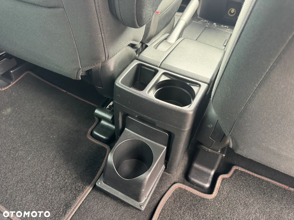 Mazda 5 2.0 Active - 35