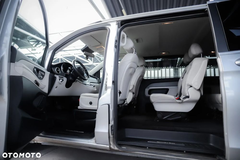 Mercedes-Benz Klasa V 250 (BlueTEC) d Avantgarde 7G-Tronic (d³ugi) - 25