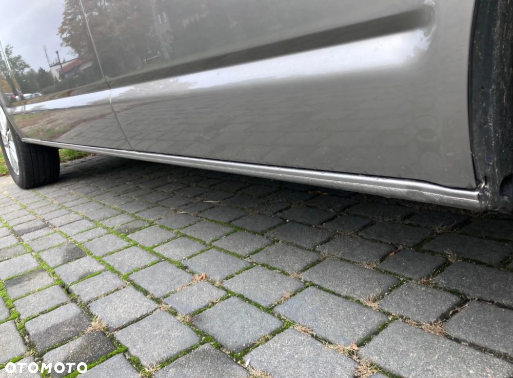 Volkswagen Multivan - 22