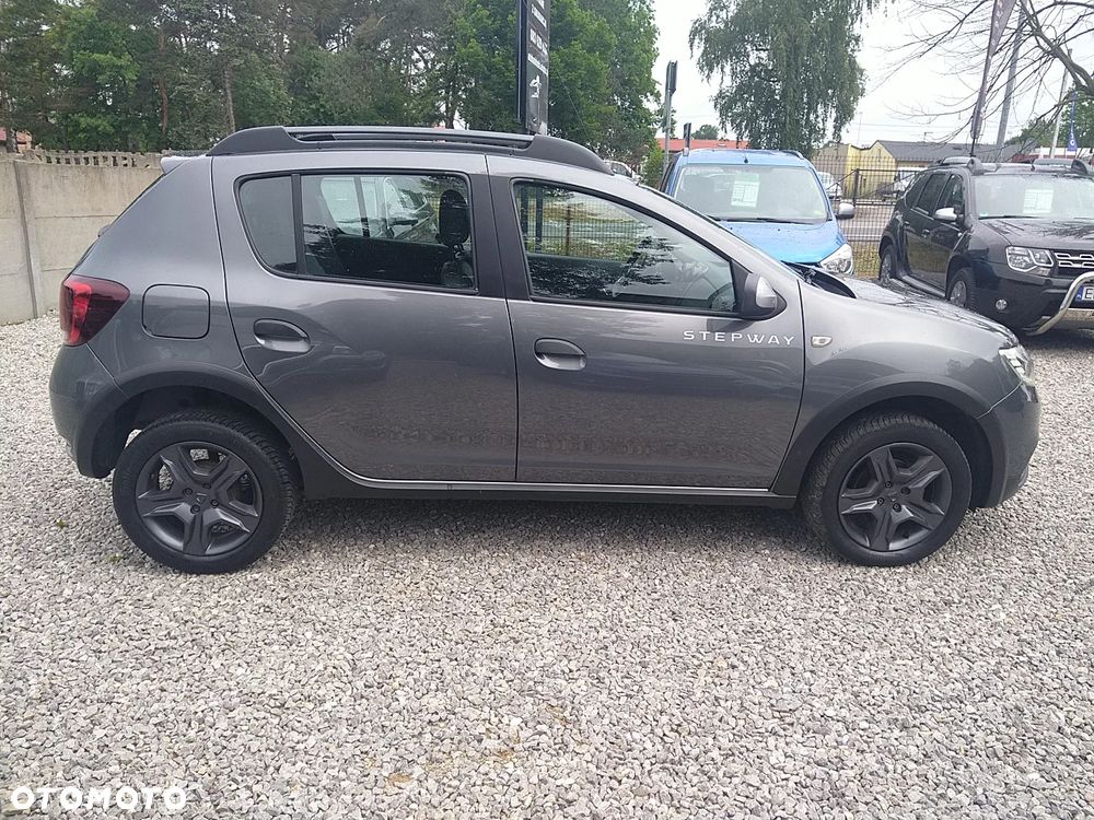 Dacia Sandero Stepway TCe 90 (S&S) Prestige - 8