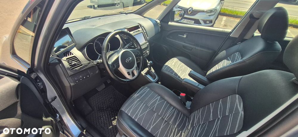 Kia Venga 1.6 Business Line - 9
