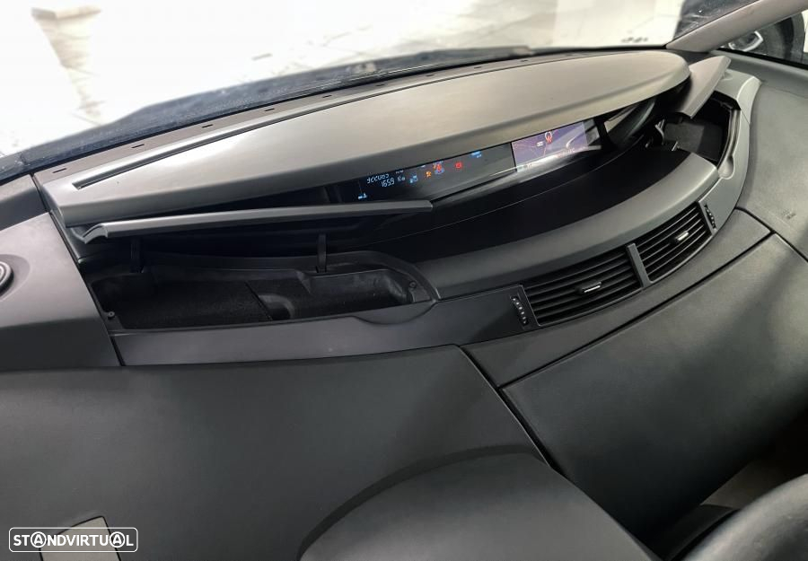 Renault Grand Espace 2.0 dCi FAmily 7L - 15