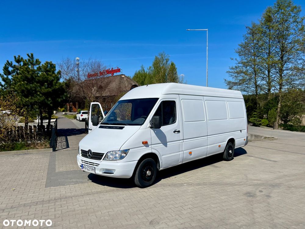 Mercedes-Benz Sprinter 906.255 - 10