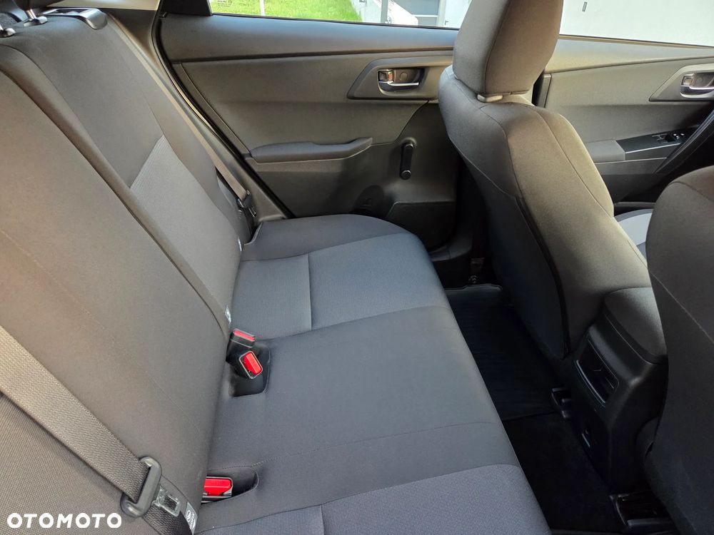 Toyota Auris - 24