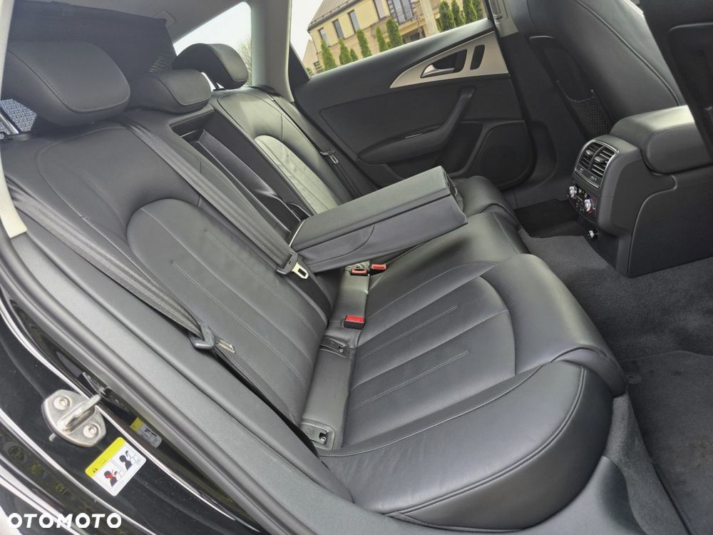 Audi A6 Avant 2.0 TDI Ultra S tronic - 11