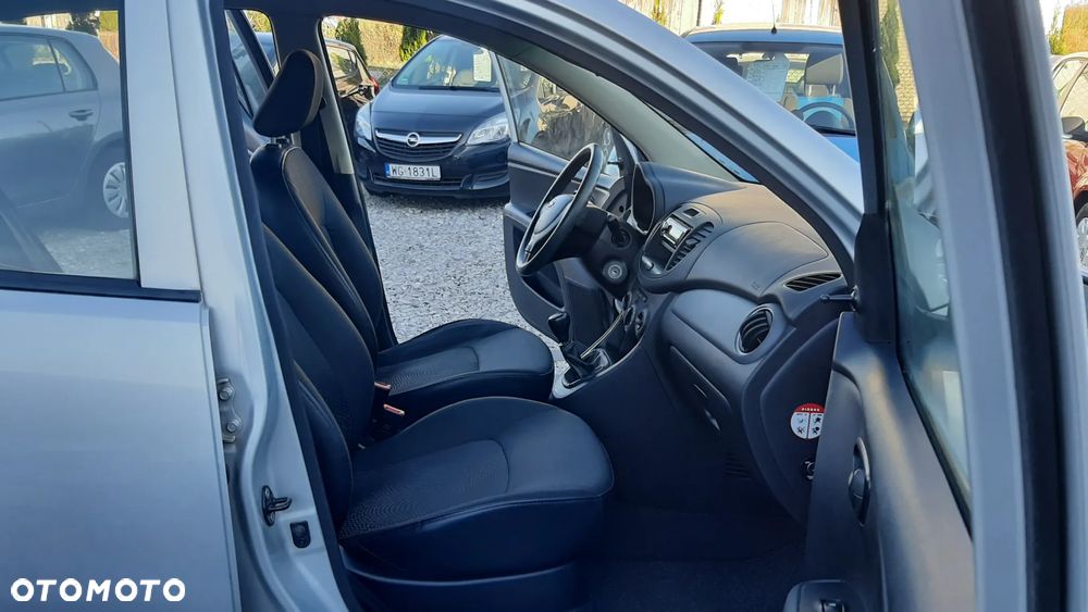 Hyundai i10 1.1 Classic - 12
