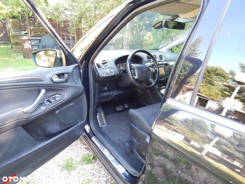 Ford S-Max 2.0 TDCi DPF Titanium X - 19