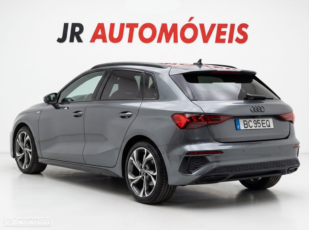 Audi A3 Sportback 40 TDI quattro S tronic S line - 5