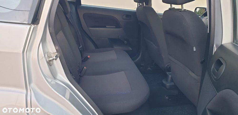 Ford Fiesta 1.3 Connection - 14