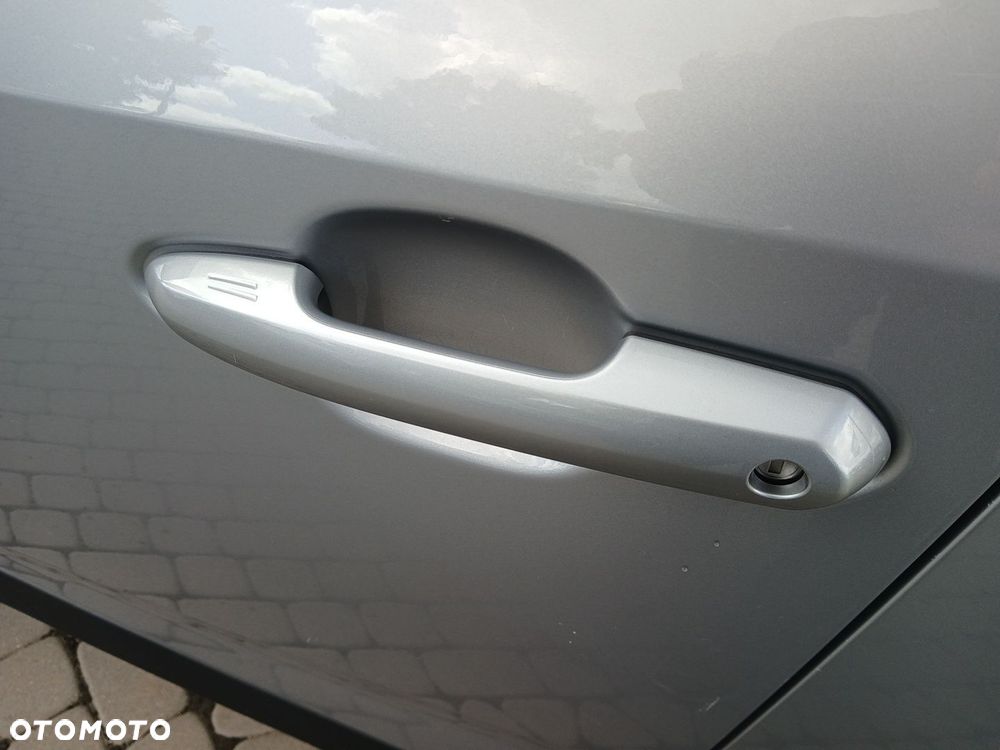 Toyota RAV4 2.0 Comfort 4x2 - 18