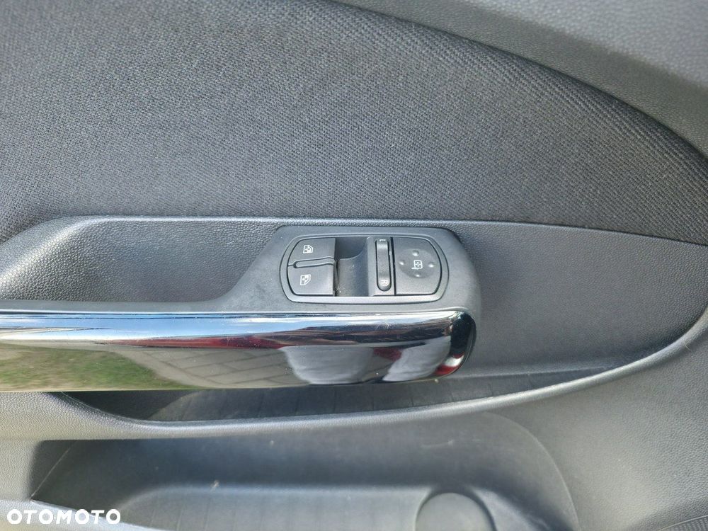 Opel Corsa - 20