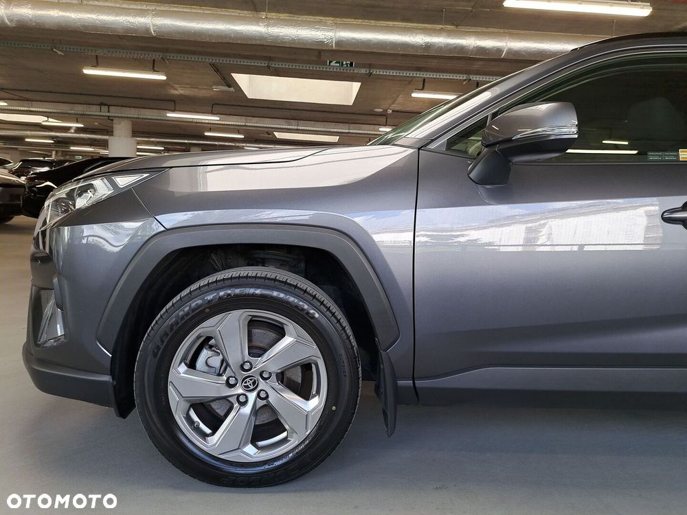 Toyota RAV4 - 30