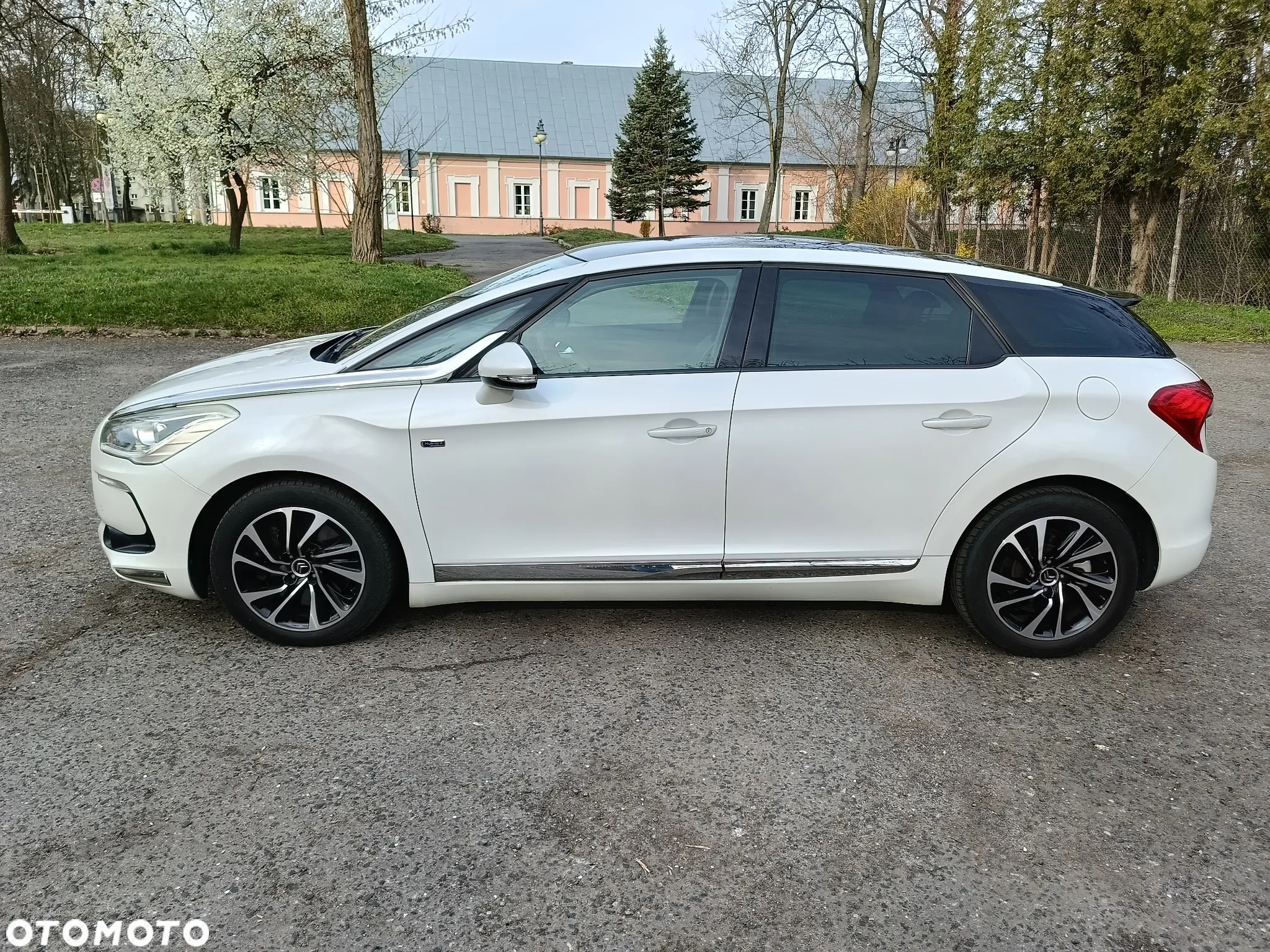 Citroën DS5 2.0 HDi Hybrid4 SportChic MCP - 6