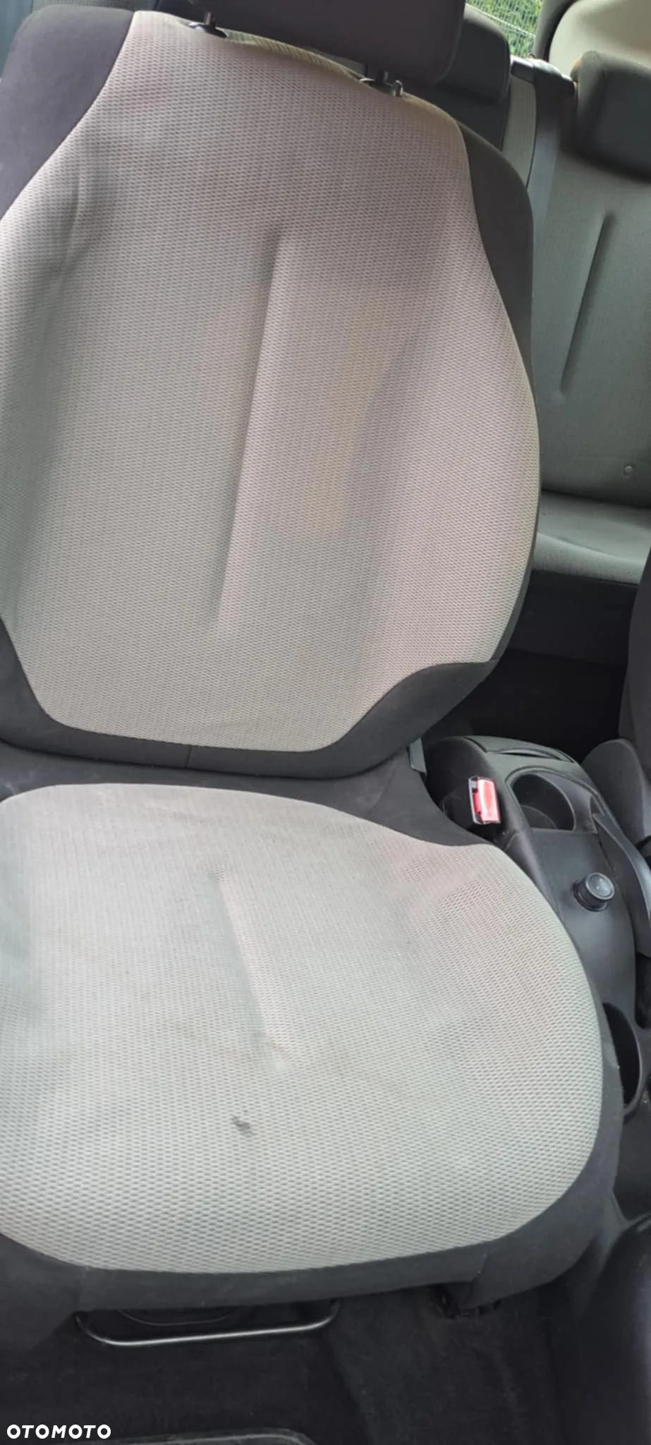 Citroën C4 1.4 16V VTR - 10