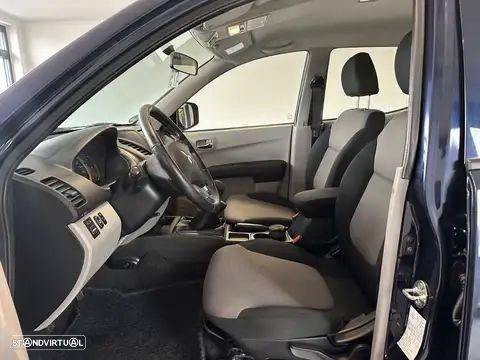 Mitsubishi L200 2.5 DI-D CD Intense 4WD - 3