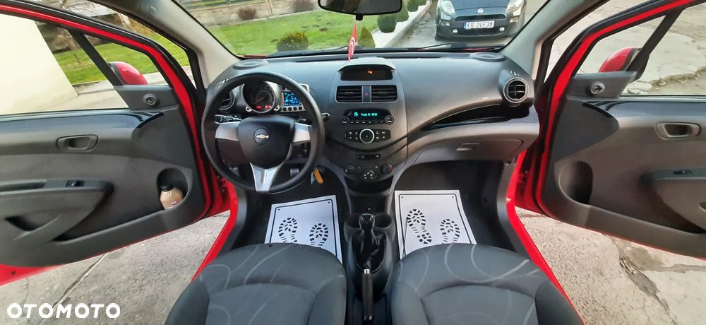 Chevrolet Spark - 26
