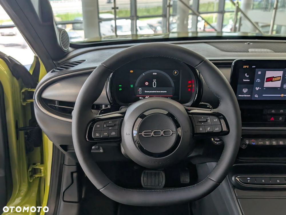 Fiat 600 HYBRID Sport - 13