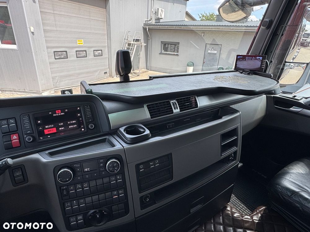 MAN TGX - 27
