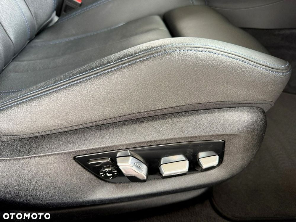 BMW Seria 5 - 28
