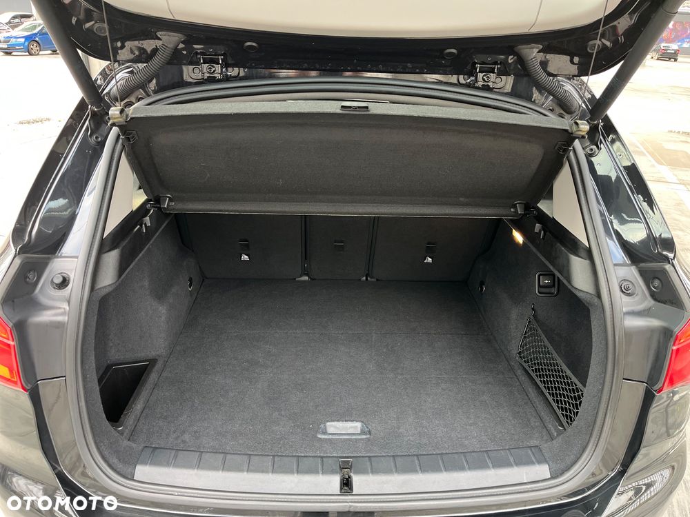 BMW X1 sDrive18d - 27