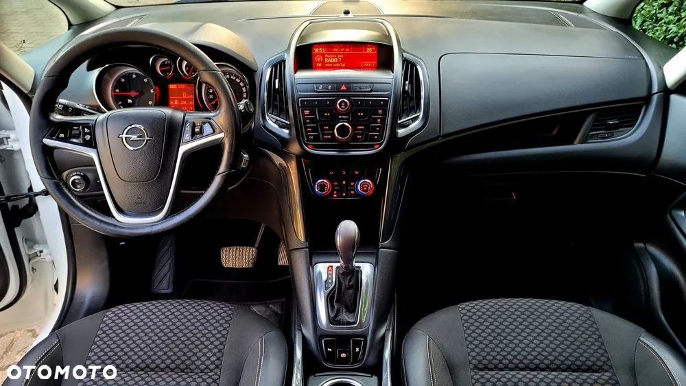 Opel Zafira 2.0 D (CDTI) Automatik Business Edition - 9