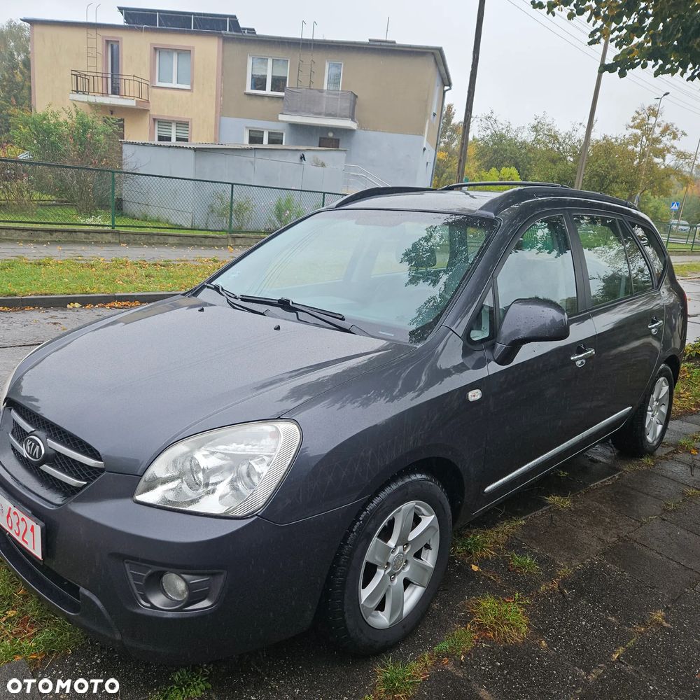 Kia Carens 2.0 CVVT LX Basis - 2
