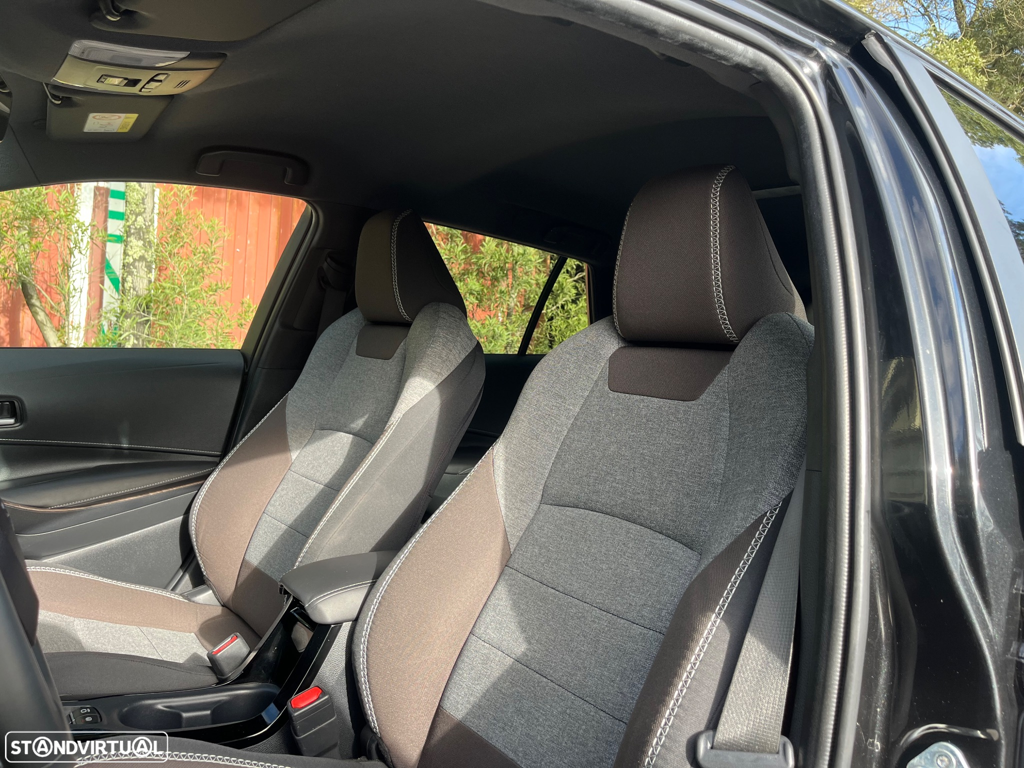 Toyota Corolla Touring Sports 1.8 Hybrid Trek - 40