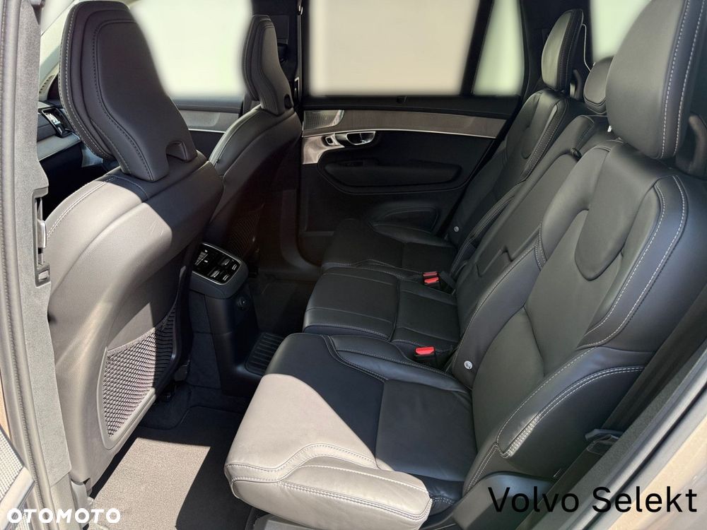 Volvo XC 90 - 13