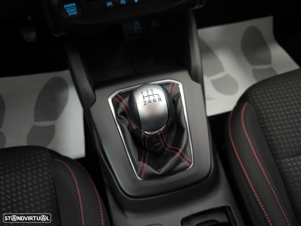 Ford Focus 1.0 EcoBoost MHEV ST-Line - 16